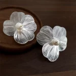 Pearl Floral Earrings - Image 4