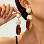 Maillard Resin Pearl Earrings - Image 4