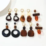 Maillard Resin Pearl Earrings - Image 6