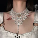 Gothic Lace Pearl Necklace - Image 5