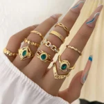 Vintage Rhinestone Ring