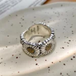 Daisy Grid Ring - Image 3
