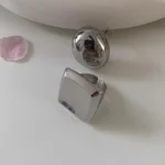 Glossy Geometric Square Metal Ring - Image 5